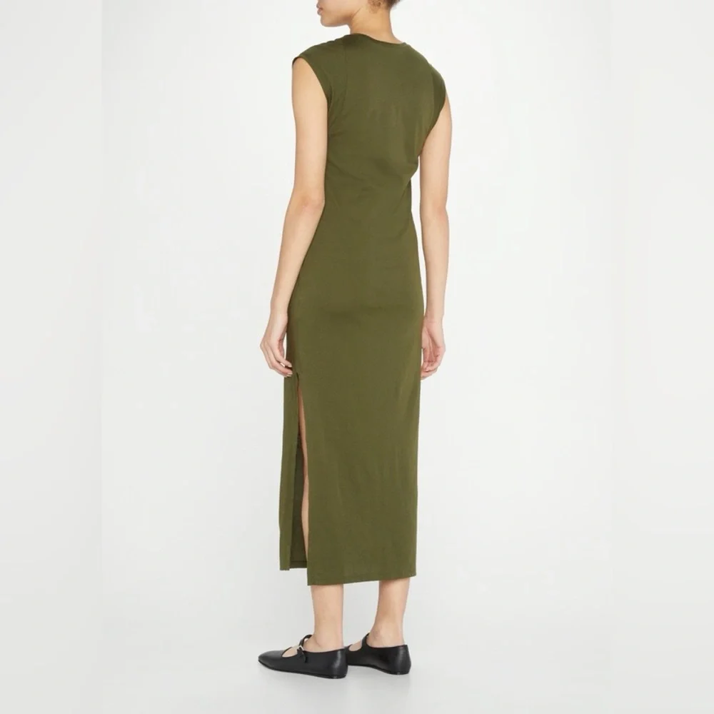 FRAME DENIM
LE MUScLE MAXI DRESS in FATIGUE. Size medium - Picture 2 of 4